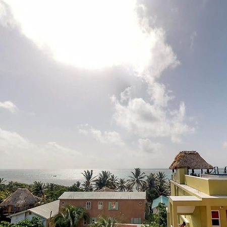 Laguna Hotel San Pedro  Buitenkant foto