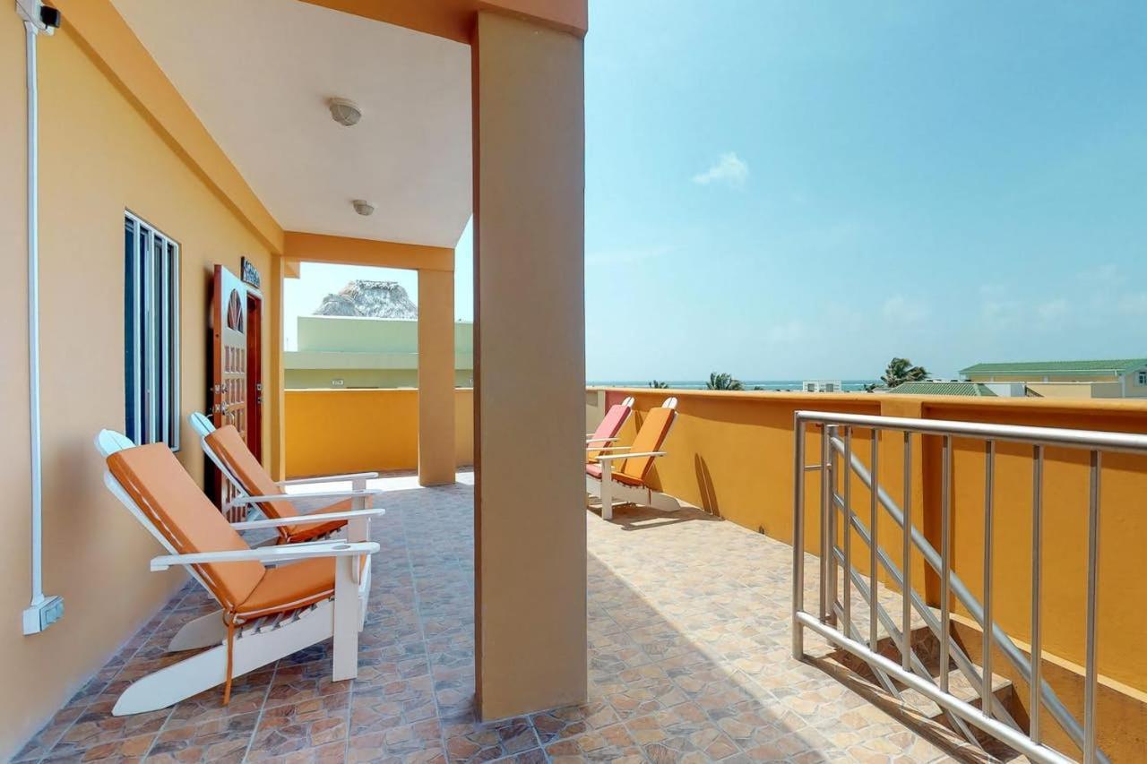 Laguna Hotel San Pedro  Buitenkant foto