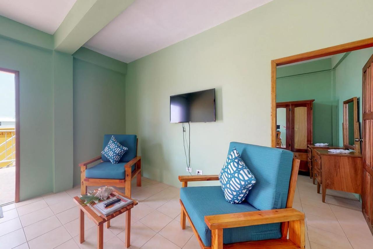 Laguna Hotel San Pedro  Buitenkant foto